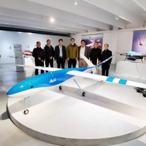 中國商飛考察氫航科技，共推氫動力航空發展