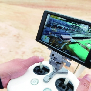 無人機空中巡邏廈門地鐵安全保護區